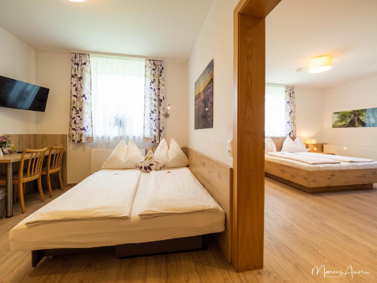 Pension Ehrenfried - Hotel Garni Kindberg エクステリア 写真