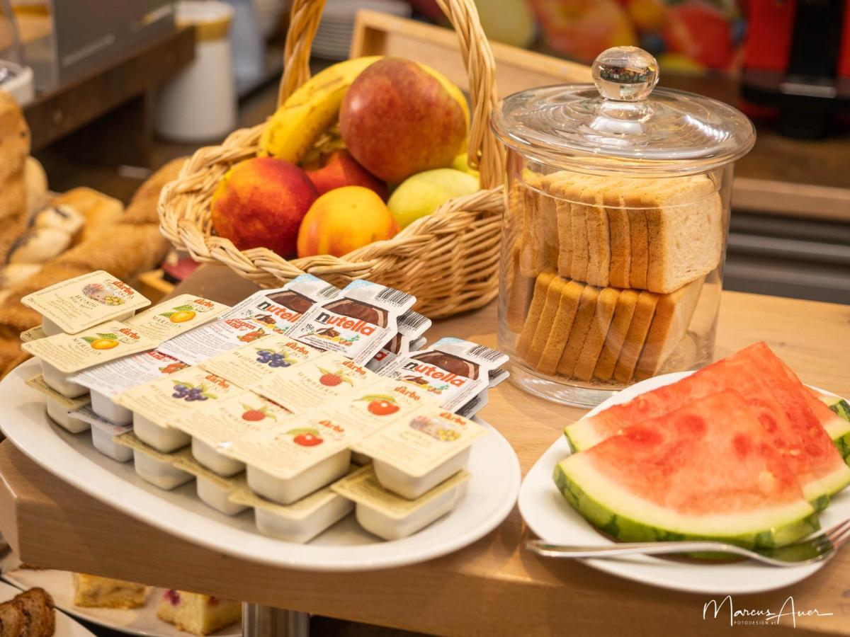Pension Ehrenfried - Hotel Garni Kindberg エクステリア 写真
