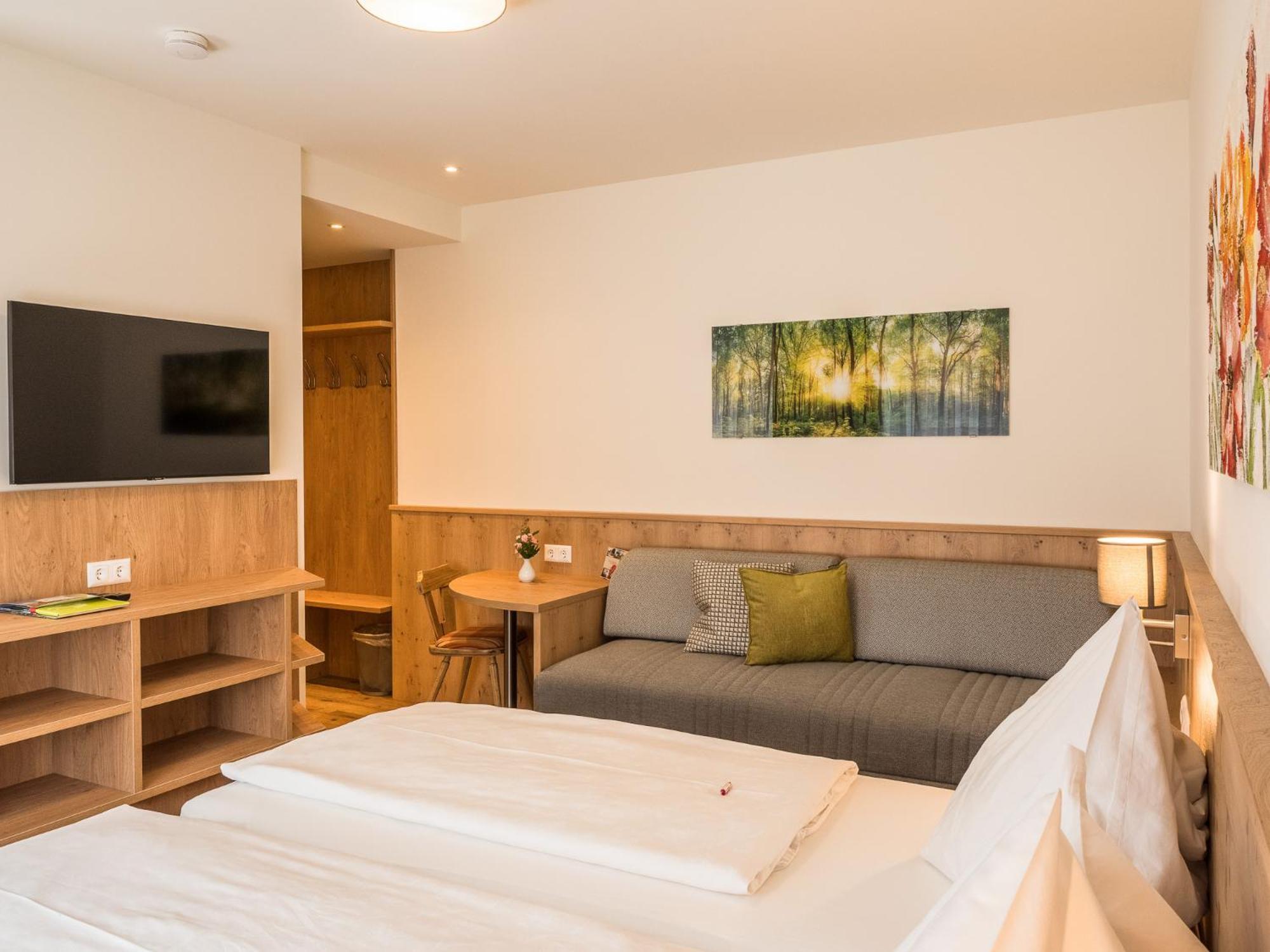 Pension Ehrenfried - Hotel Garni Kindberg エクステリア 写真